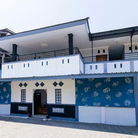 Oyo 857 Pakuncen Malioboro Syariah Hotel Yogyakarta Exterior photo