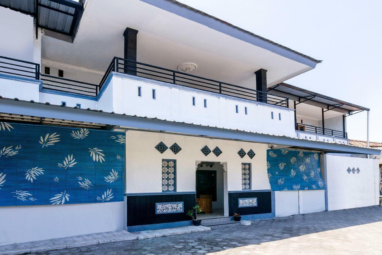 Oyo 857 Pakuncen Malioboro Syariah Hotel Yogyakarta Exterior photo